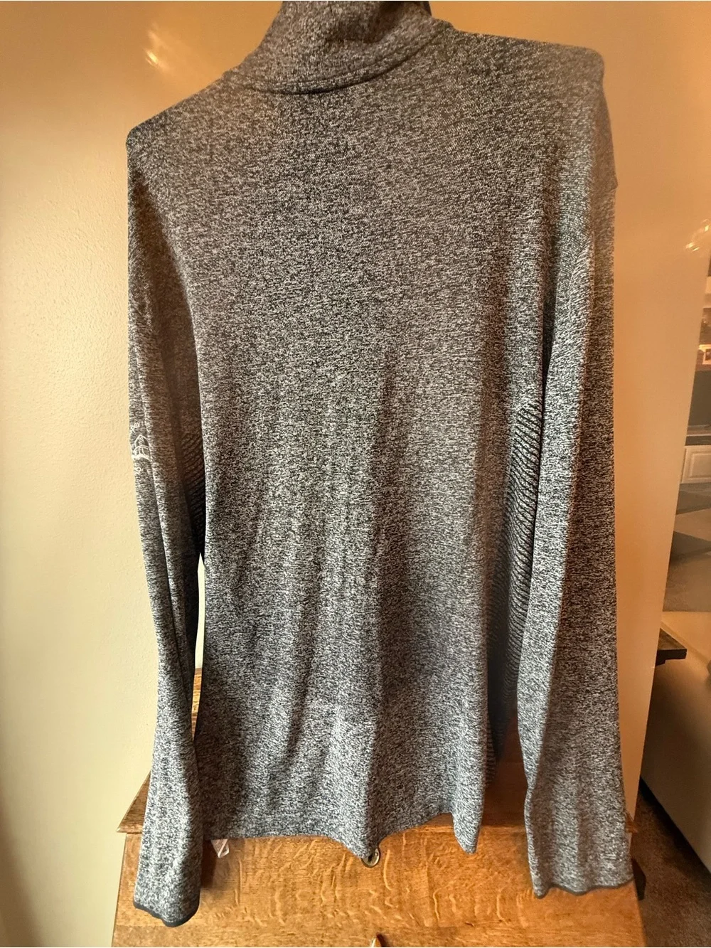 Nike Men’s Gray Heather Quarter-Zip Performance Sweater